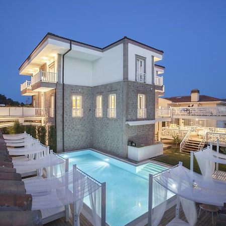 Cunda Pur Beyaz Hotel Extérieur photo