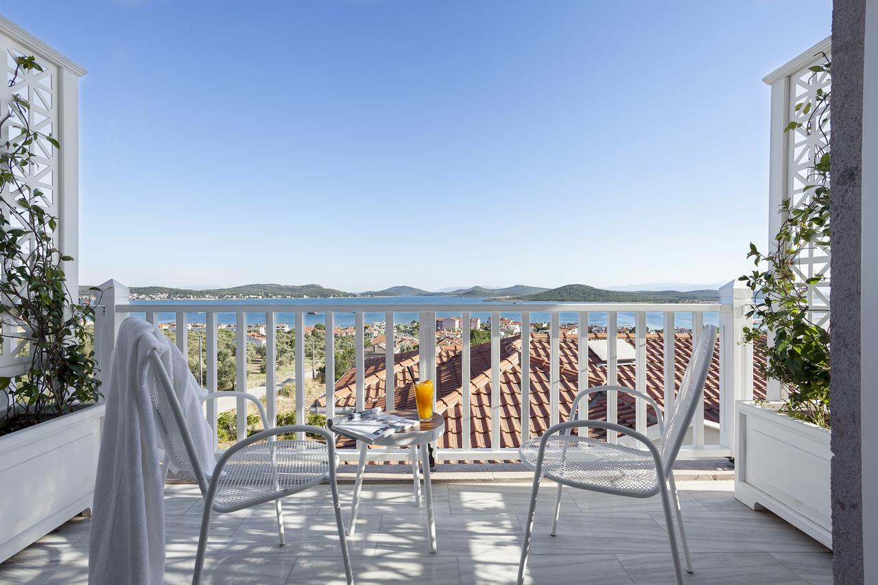 Cunda Pur Beyaz Hotel Extérieur photo
