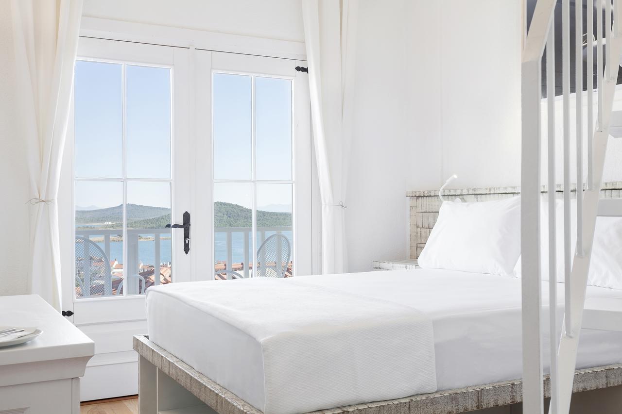 Cunda Pur Beyaz Hotel Extérieur photo