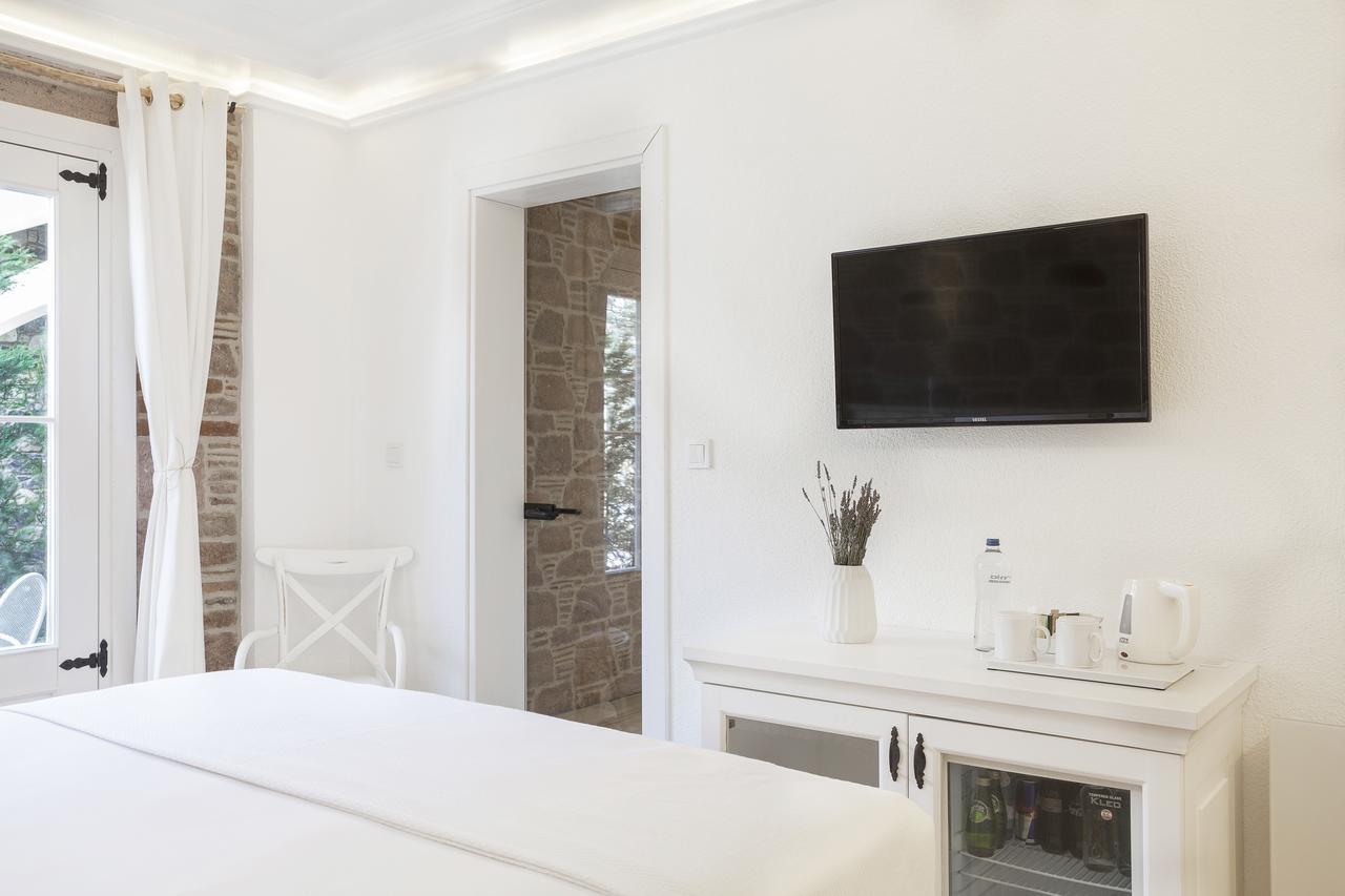 Cunda Pur Beyaz Hotel Extérieur photo